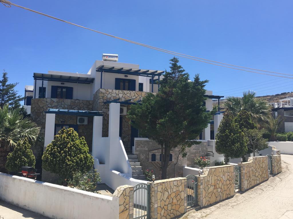 Livadakia Serifos Palace מראה חיצוני תמונה