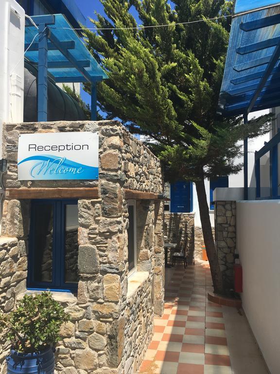 Livadakia Serifos Palace מראה חיצוני תמונה