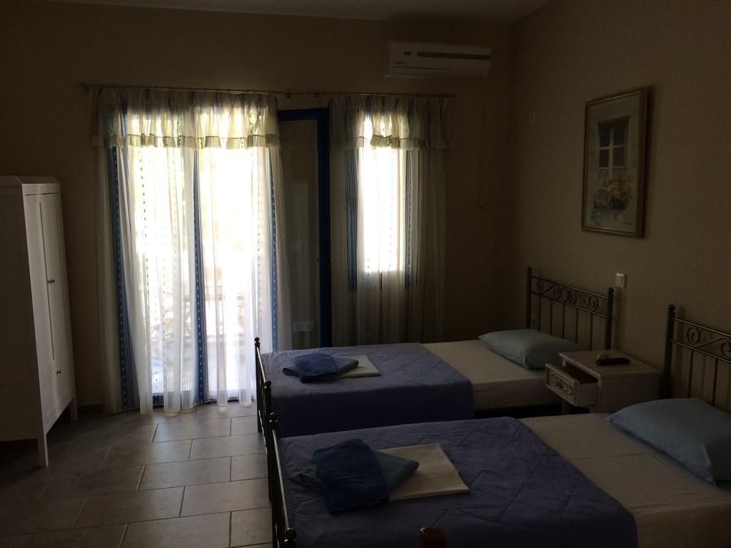Livadakia Serifos Palace מראה חיצוני תמונה
