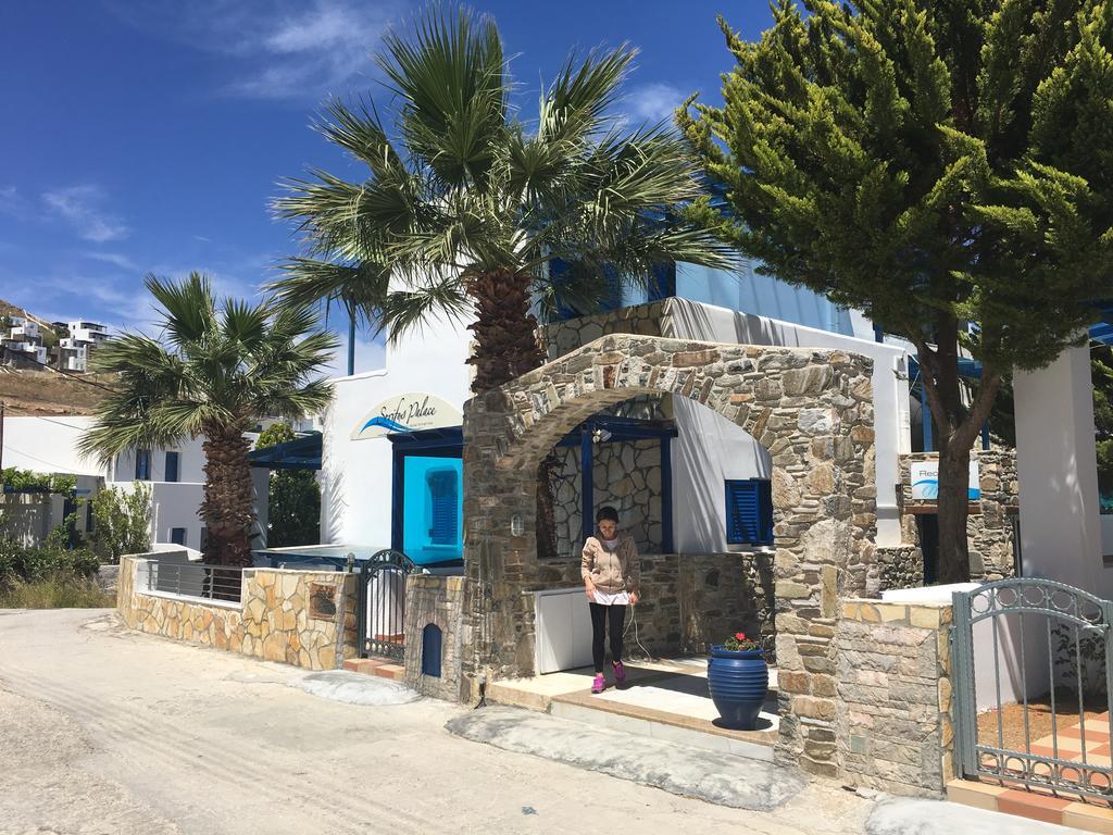 Livadakia Serifos Palace מראה חיצוני תמונה