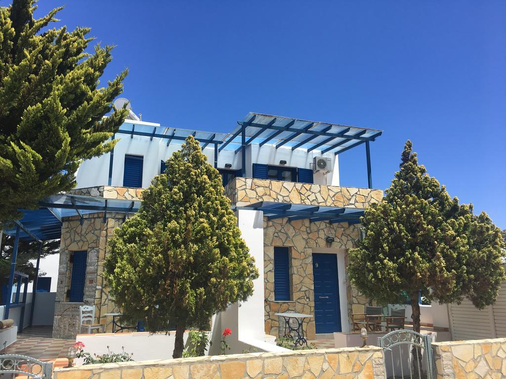 Livadakia Serifos Palace מראה חיצוני תמונה