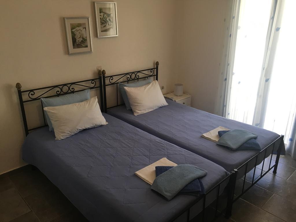 Livadakia Serifos Palace מראה חיצוני תמונה