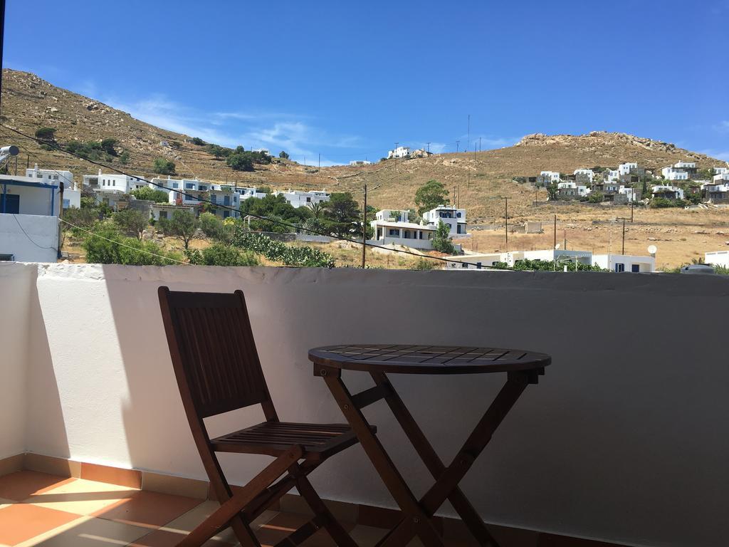 Livadakia Serifos Palace מראה חיצוני תמונה