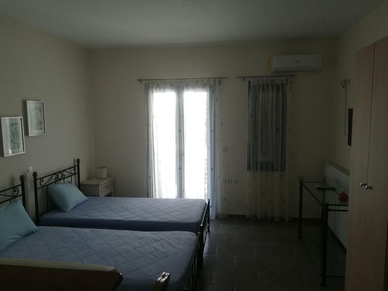 Livadakia Serifos Palace מראה חיצוני תמונה